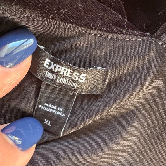 Express Body Contour Black Velvet Off Shoulder Asymmetrical Bodysuit, size XL - Picture 7 of 8